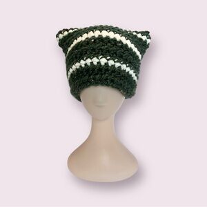 Chunky Knit Green and White Beanie